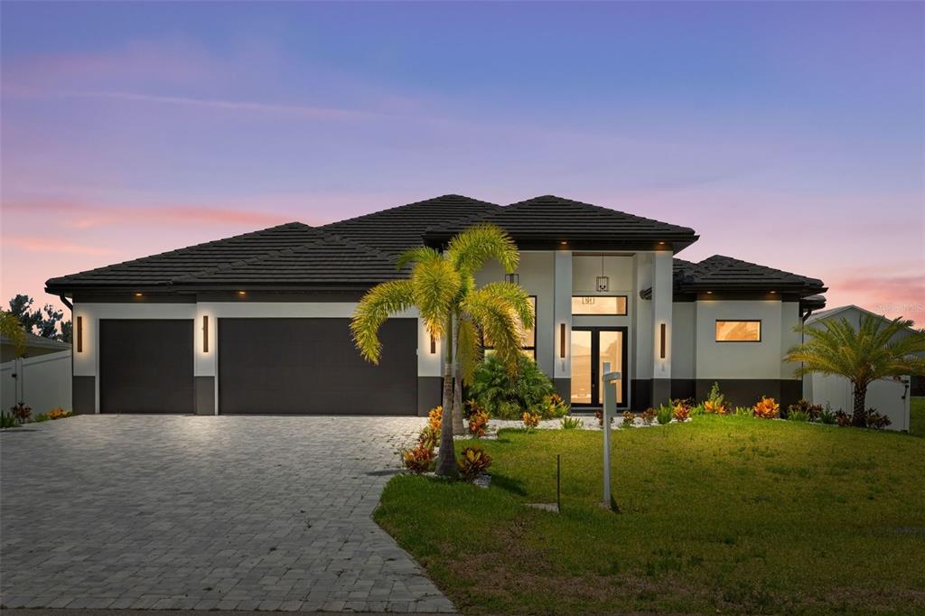 10 SW 33RD AVENUE