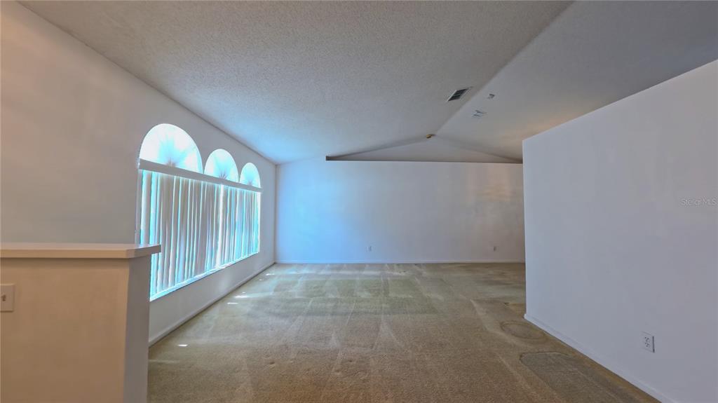 566 OAK BRANCH CIRCLE, KISSIMMEE, FL — photo 3 of 27