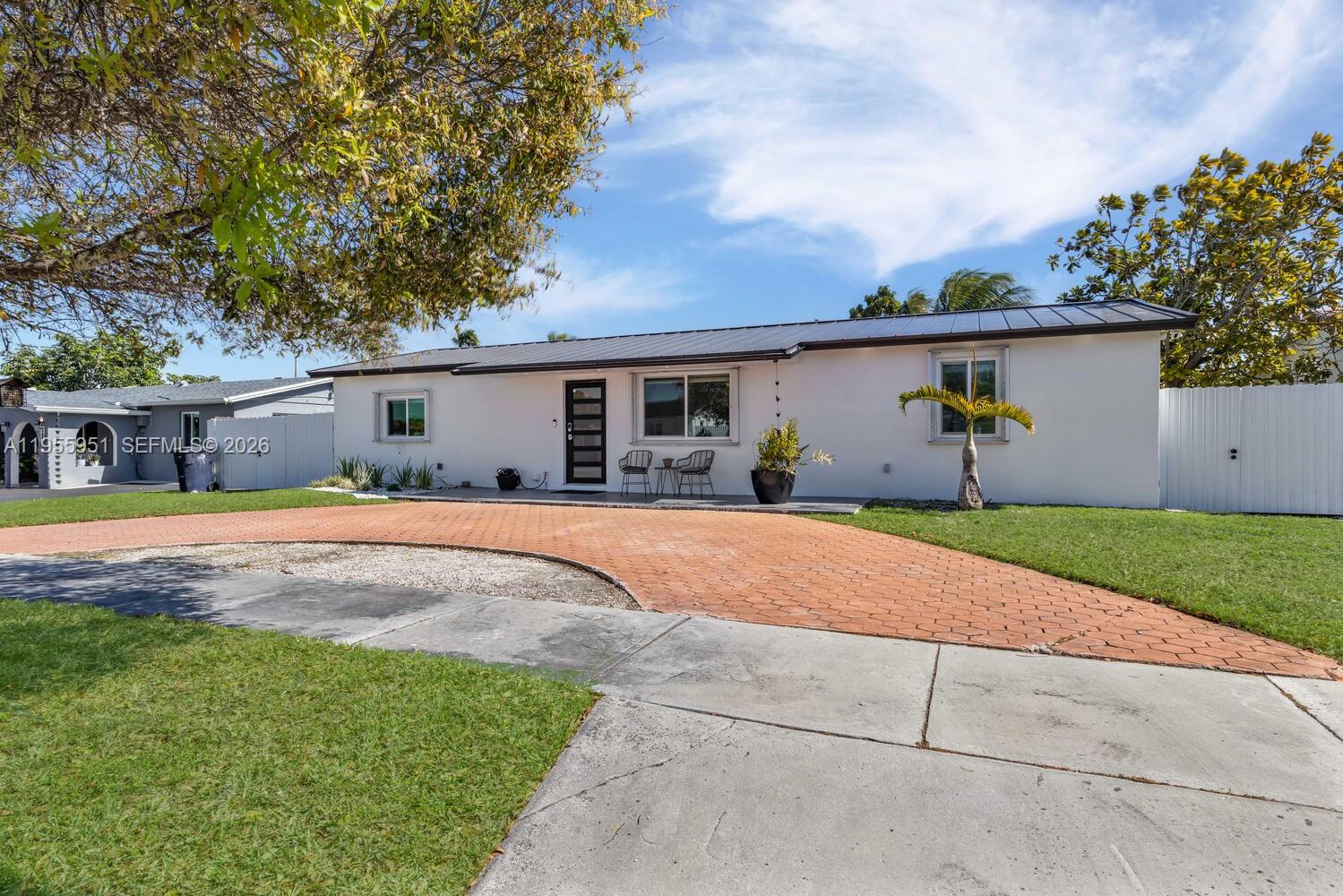 6423 SW 107th Pl, Miami FL 33173