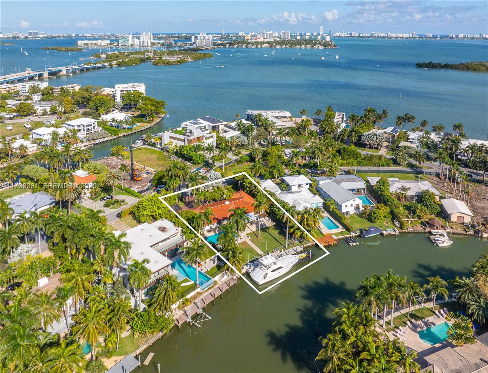 1070 Belle Meade Island Dr, Miami FL 33138