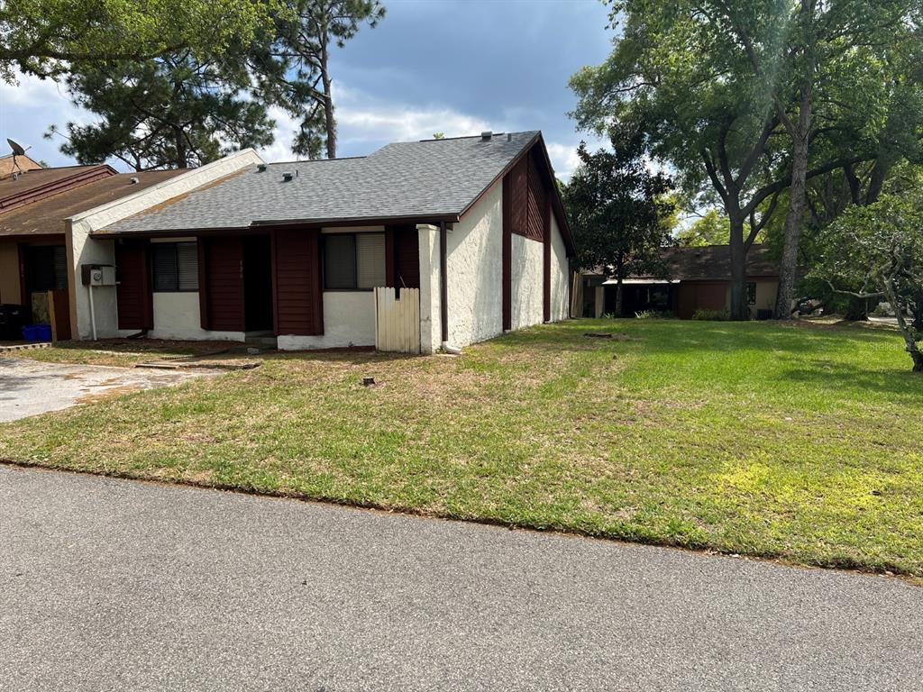 526 PALACE DRIVE