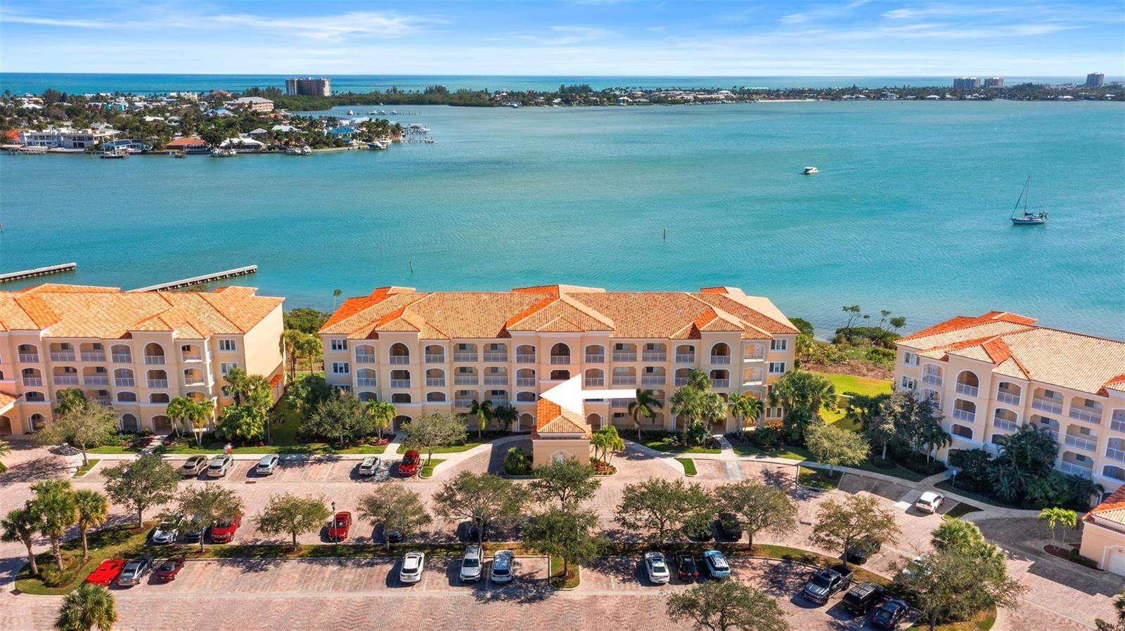 21 Harbour Isle Drive # 203, Hutchinson Island FL 34949