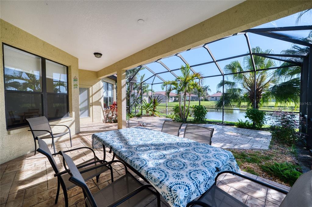 8142 STIRLING FALLS CIRCLE, SARASOTA, FL — photo 5 of 30