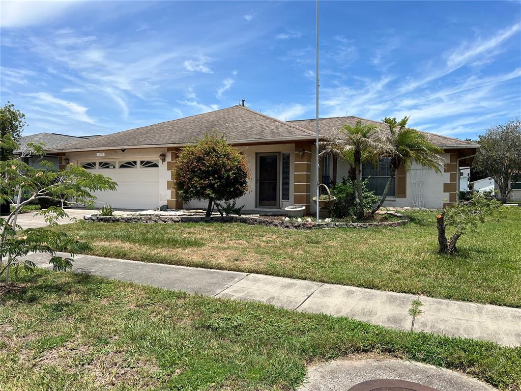 10738 LAZY LAKE DR