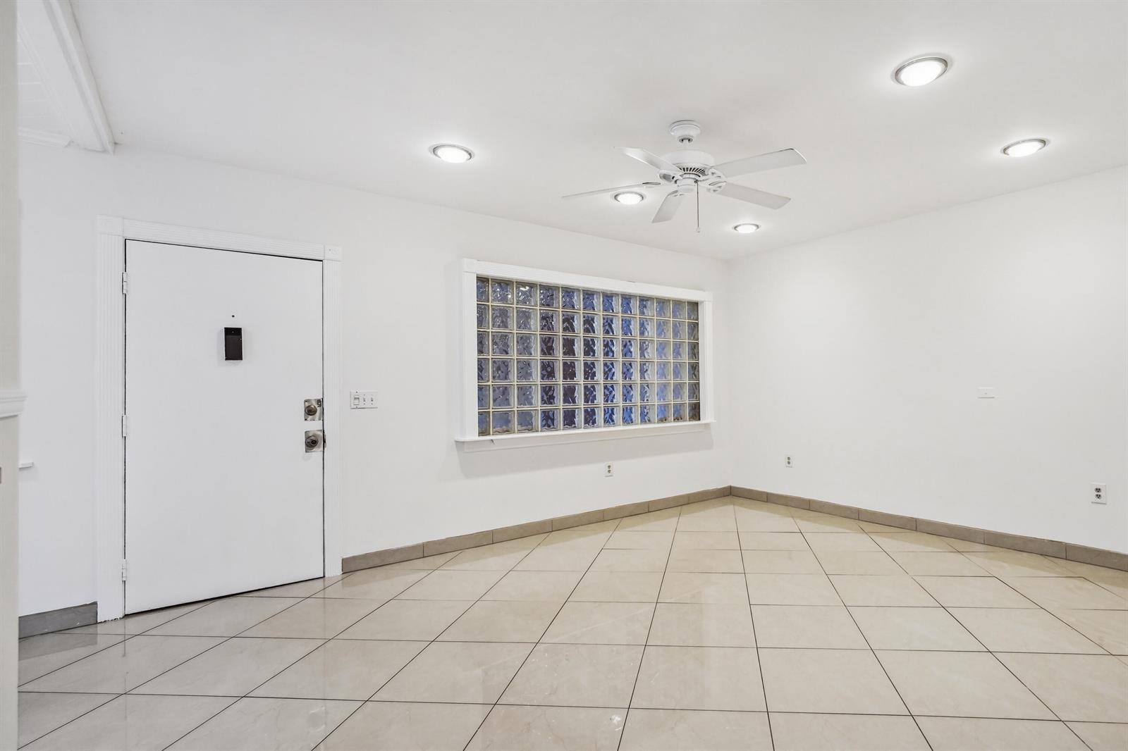 2878 Donnelly Drive # 106, Lake Worth FL 33462