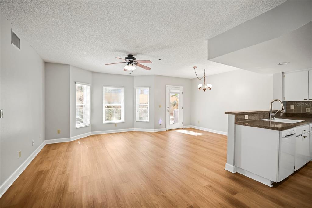 2209 UTOPIAN DRIVE E UNIT 117, CLEARWATER, FL — photo 4 of 30