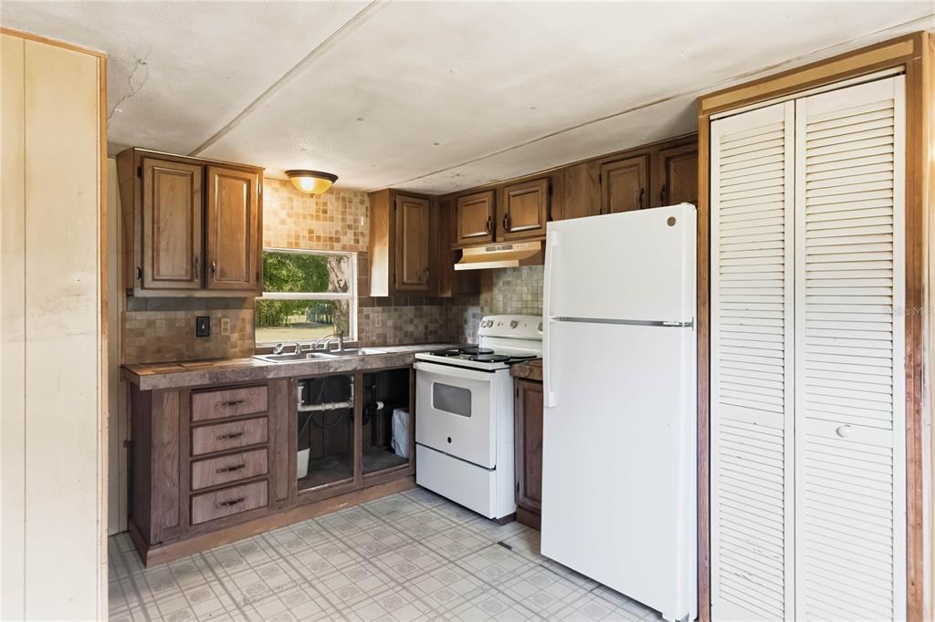 9251 LINCOLN ROAD, ST CLOUD, FL — photo 5 of 30