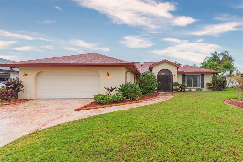 963 N DORAL LANE