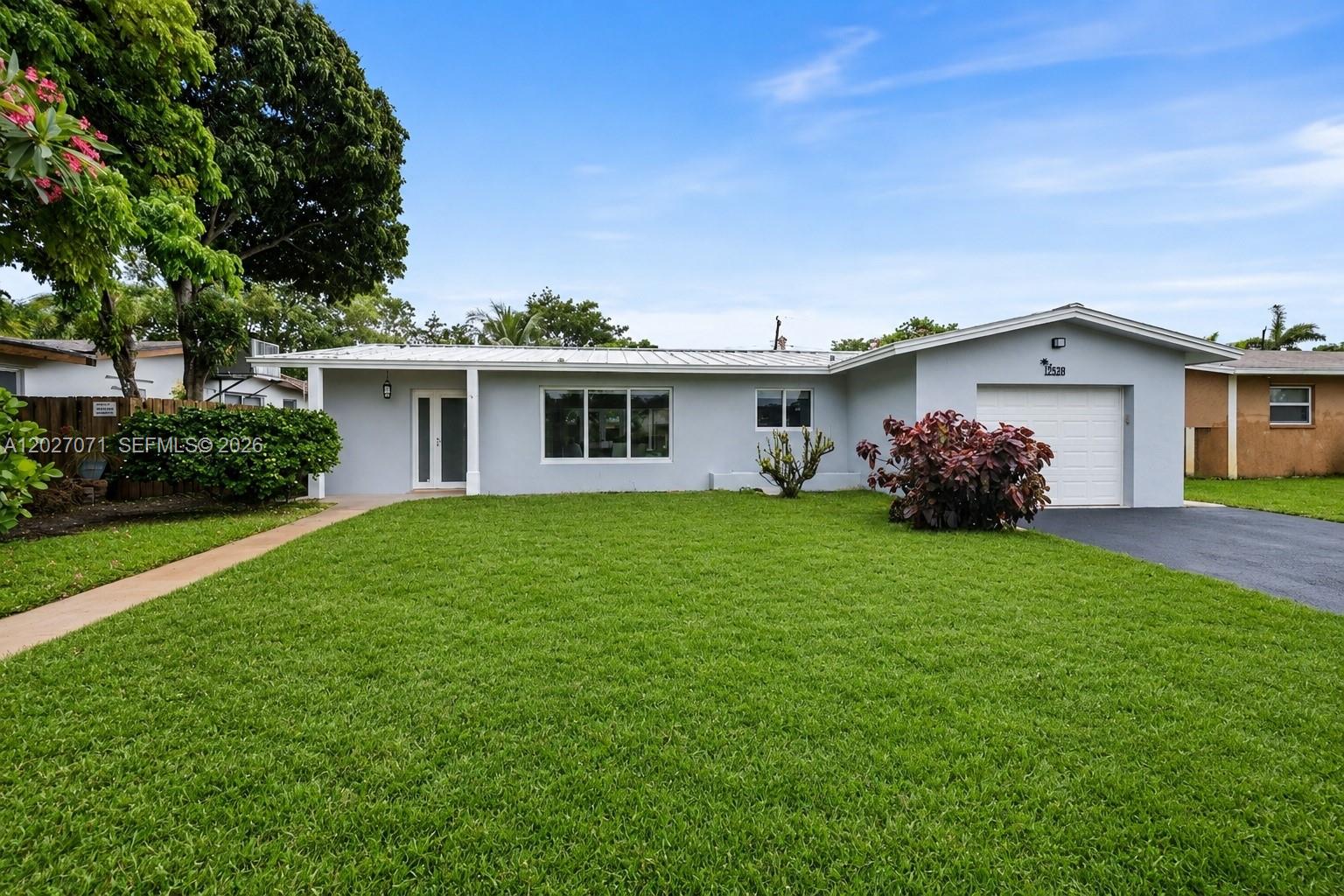 4024 Monroe St, Hollywood FL 33021