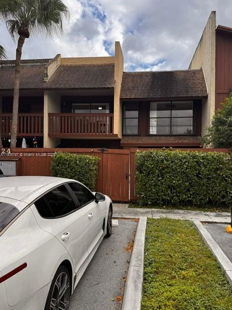 6724 SW 114th Pl # F, Miami FL 33173