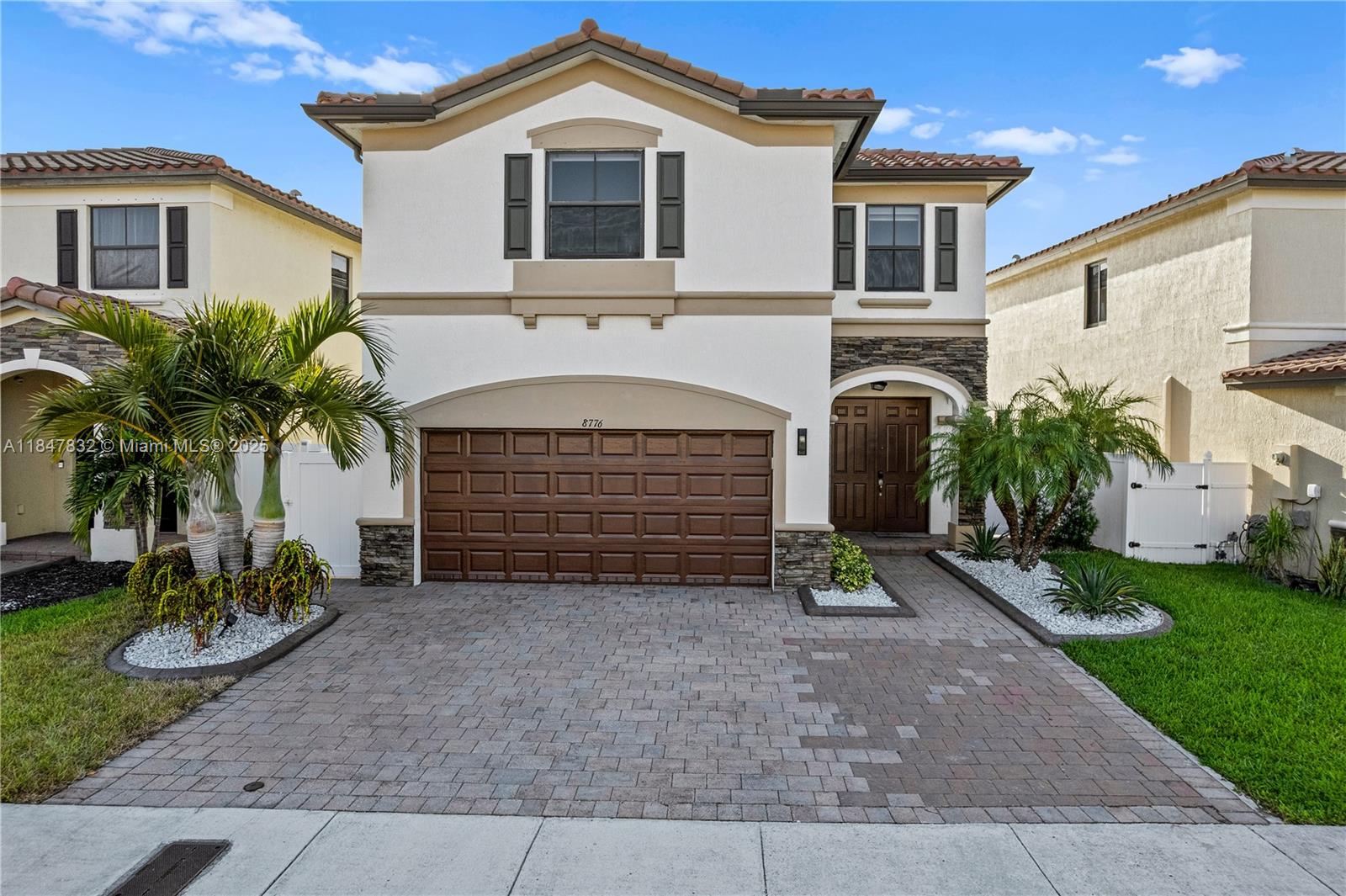 8776 W 33rd Ave, Hialeah FL 33018
