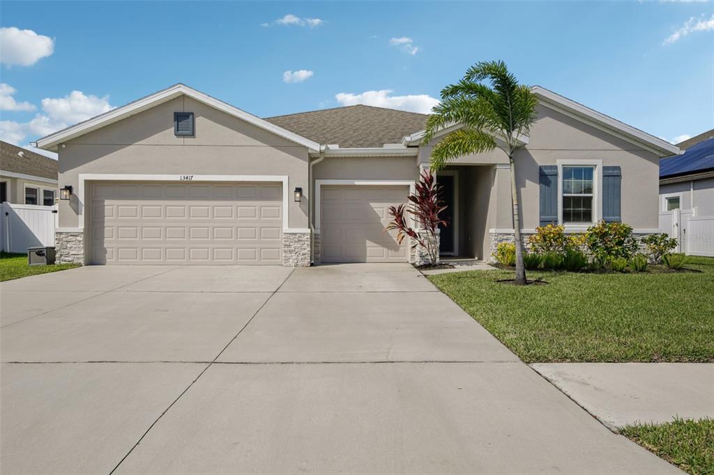 13417 LAKEVIEW OAKS LANE