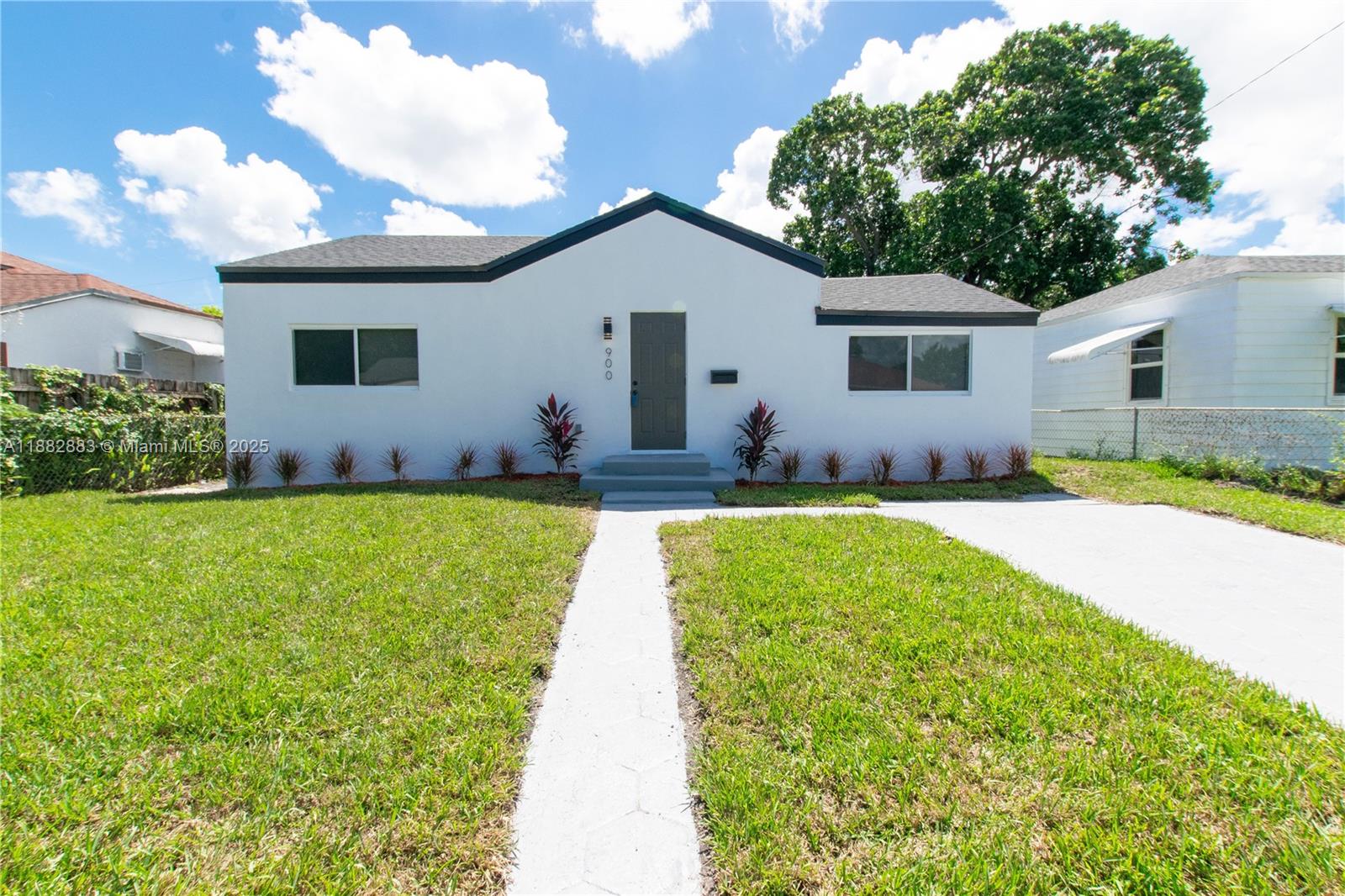 900 NW 64th St, Miami FL 33150