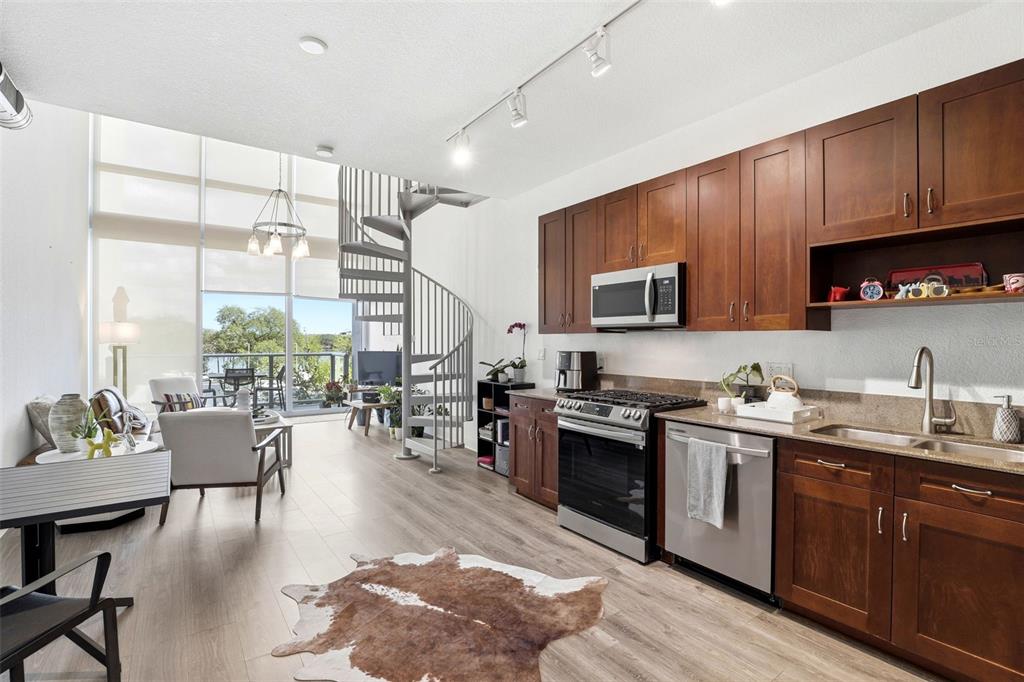150 E ROBINSON STREET UNIT 2A, ORLANDO, FL — photo 5 of 30