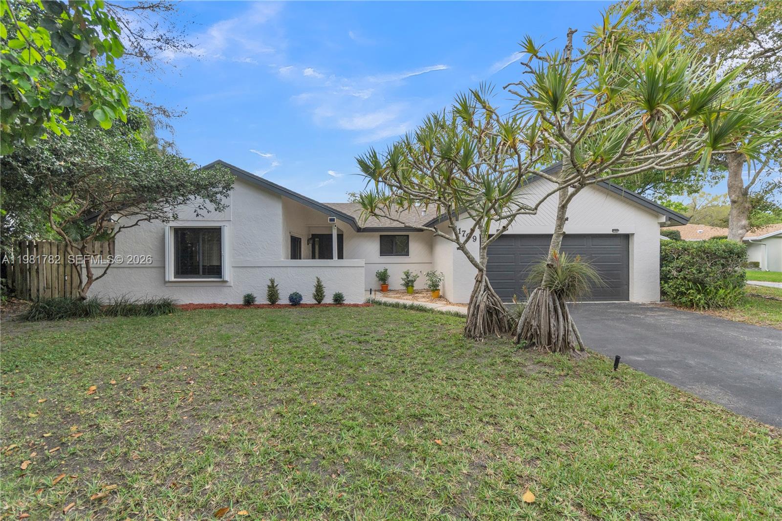 11709 Melaleuca Way, Cooper City FL 33026