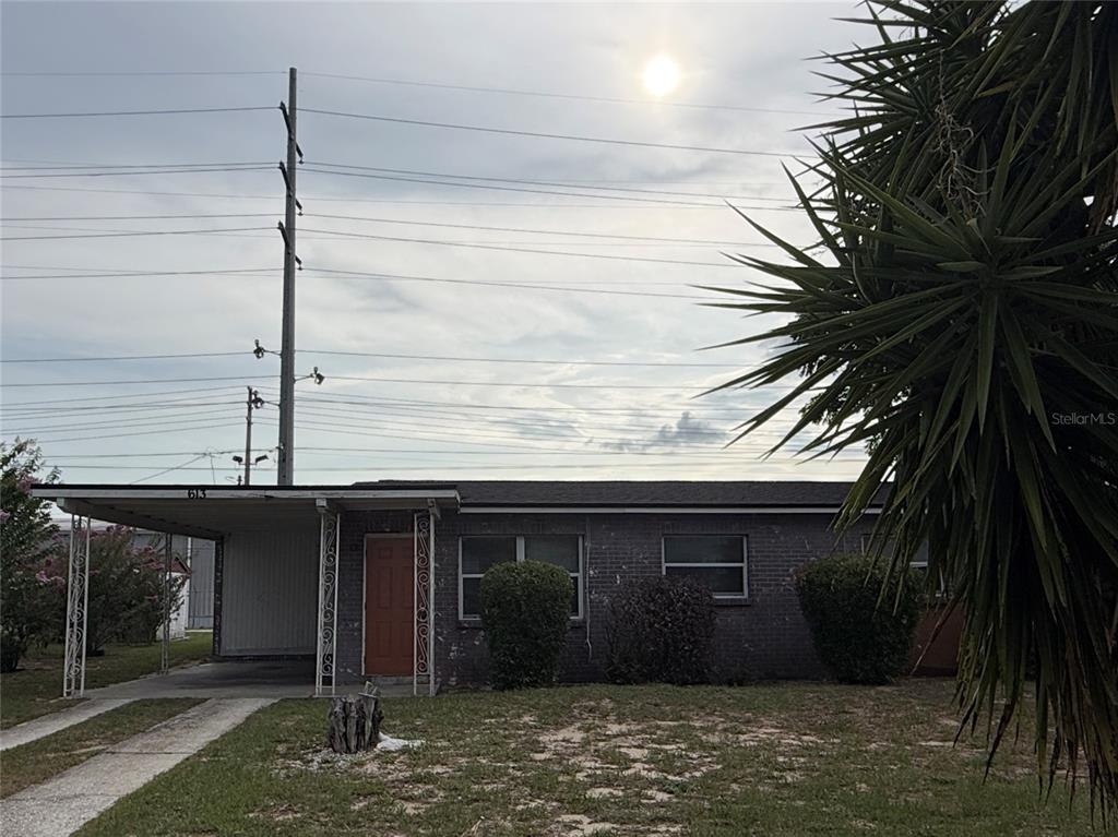 613 CARVER DRIVE