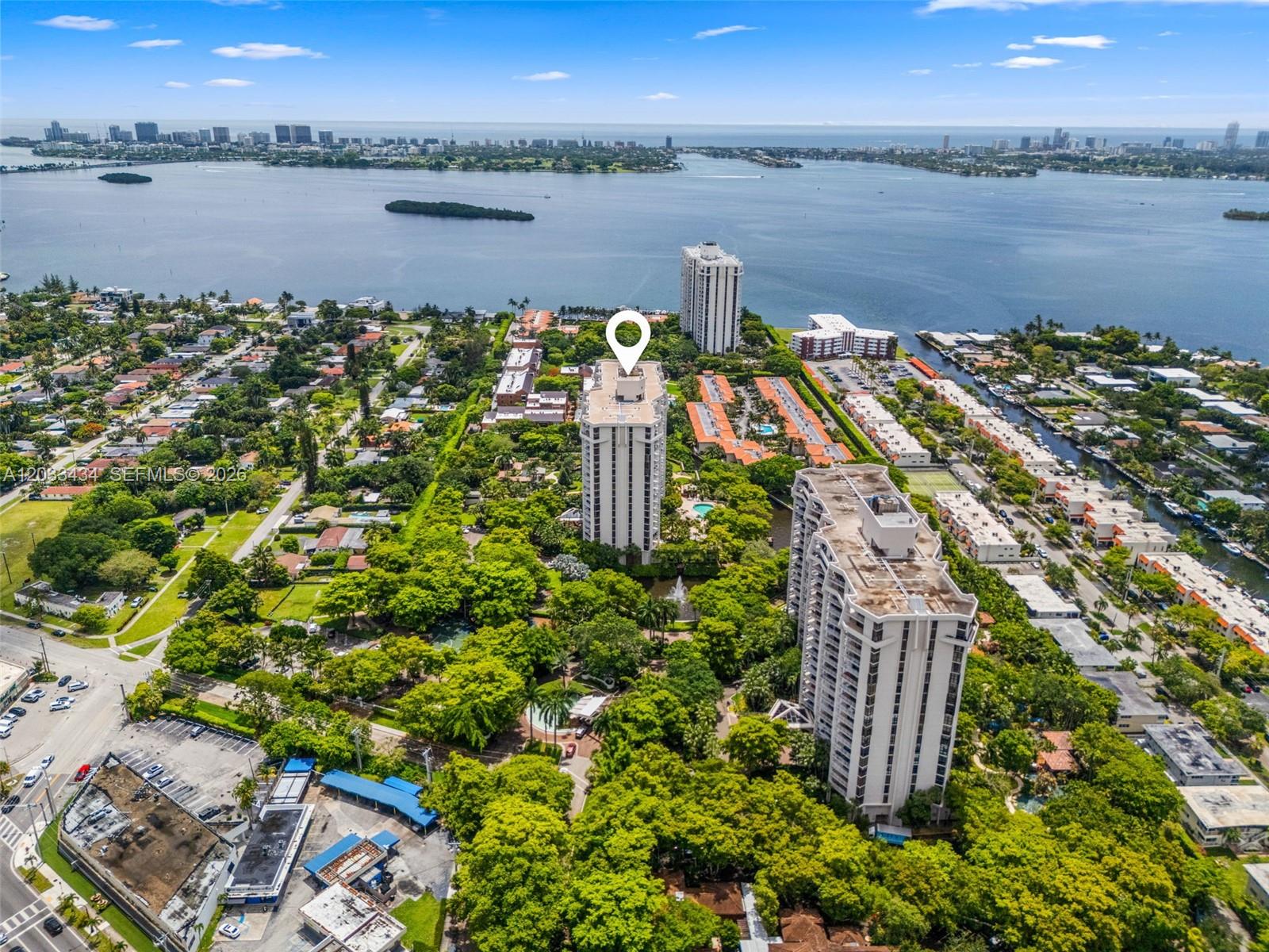 1000 QUAYSIDE TER # 1604, Miami FL 33138