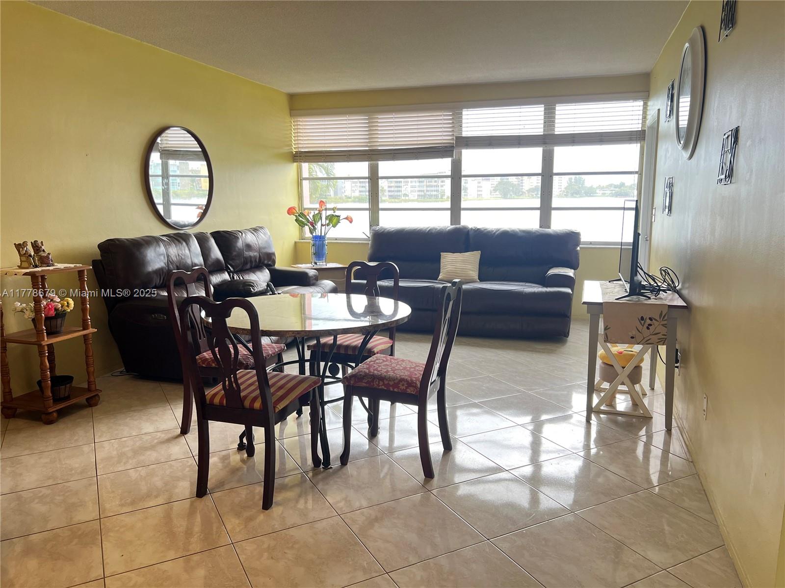 18555 NE 14th Ave # 516, Miami FL 33179