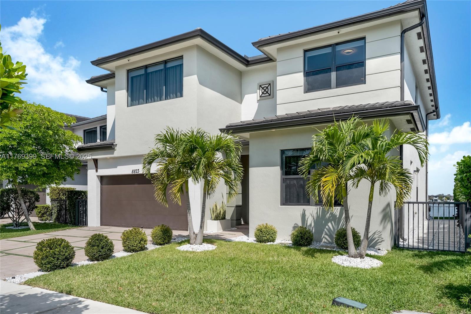 8823 NW 155th Ter, Miami Lakes FL 33018