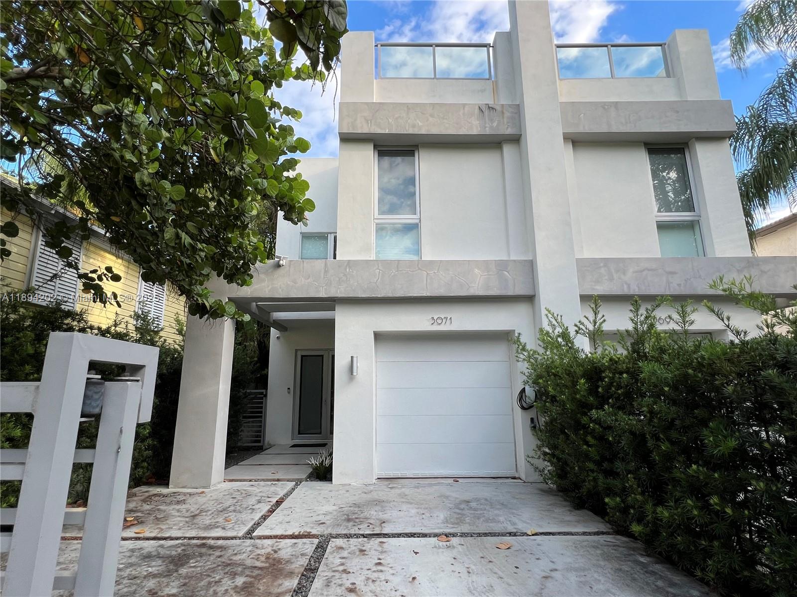3071 Orange St, Miami FL 33133