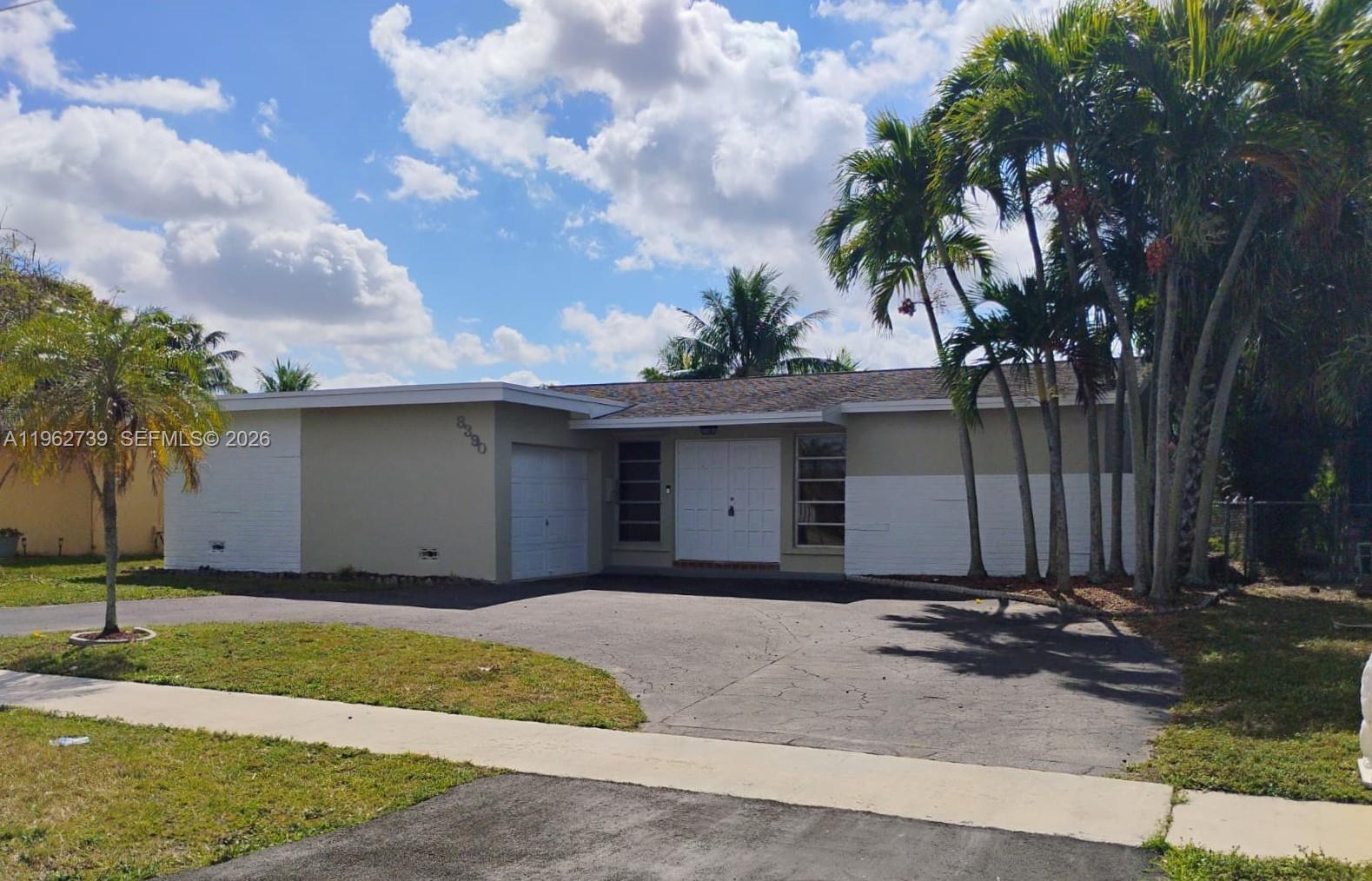 8390 NW 21st Ct, Sunrise FL 33322