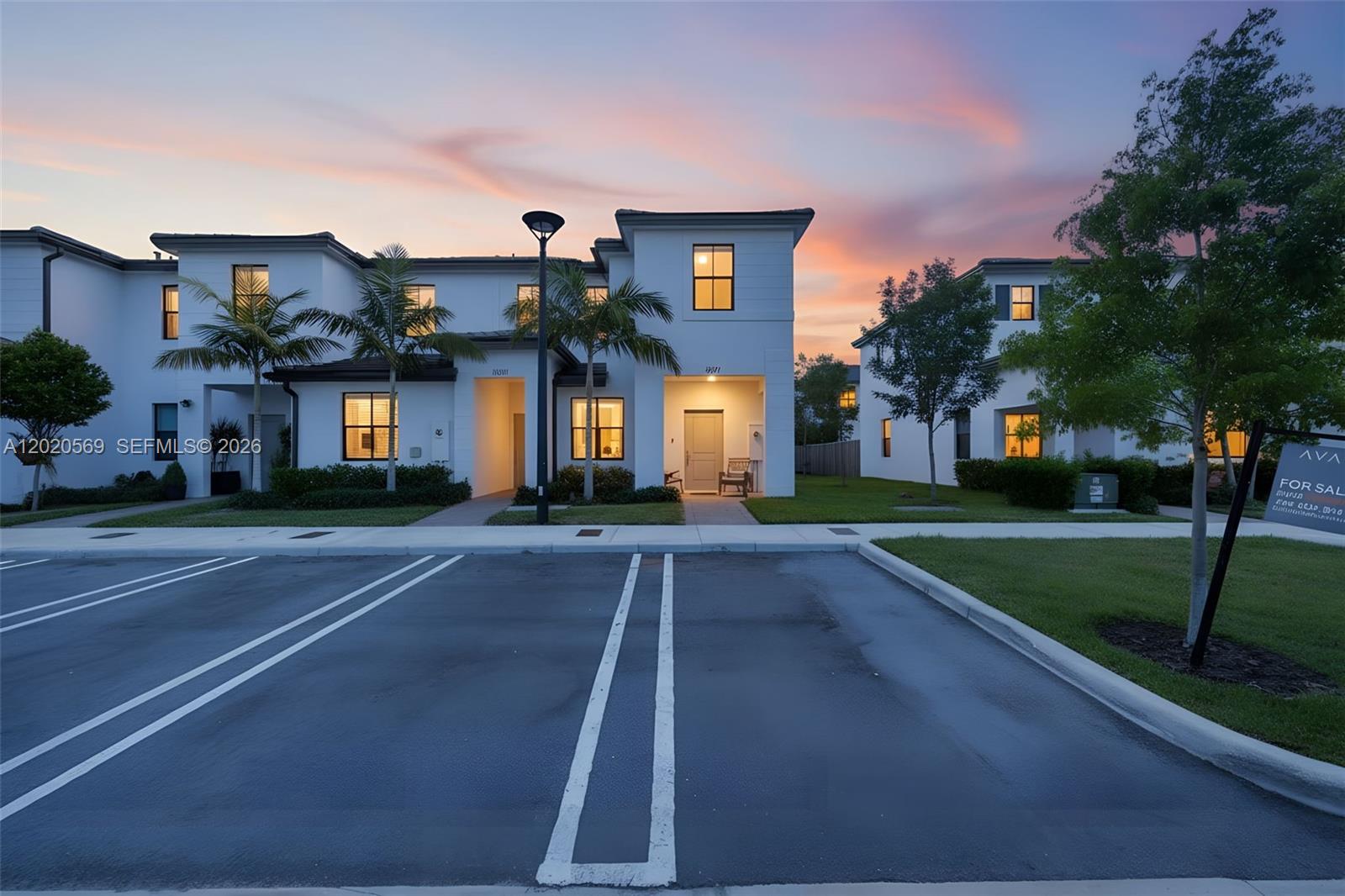 12877 SW 232nd Ln, Homestead FL 33032