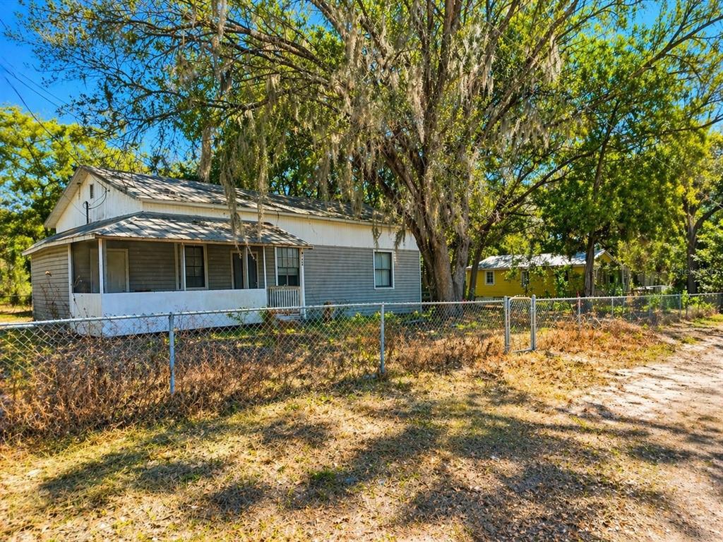 851 SE 23RD STREET