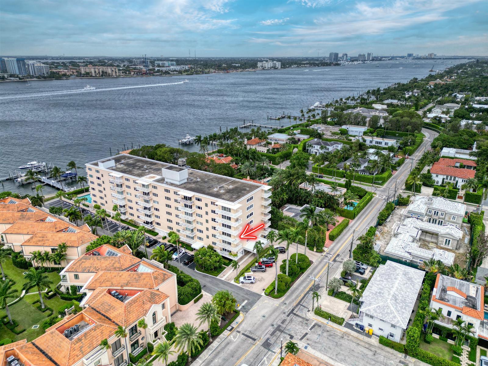250 N Bradley Place # 402, Palm Beach FL 33480