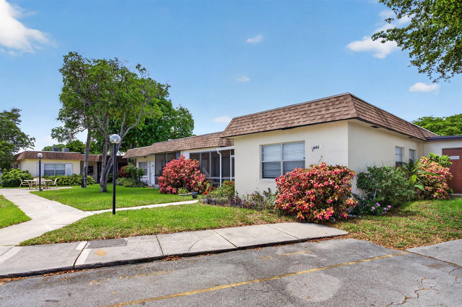 2004 SW Natura Boulevard # D, Deerfield Beach FL 33441