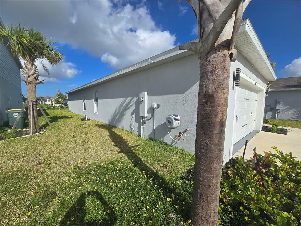 404 ACAI LANE, FORT PIERCE, FL — photo 4 of 15