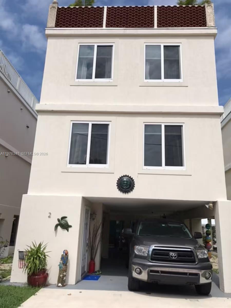 12400 Overseas Hwy, Marathon FL 33050