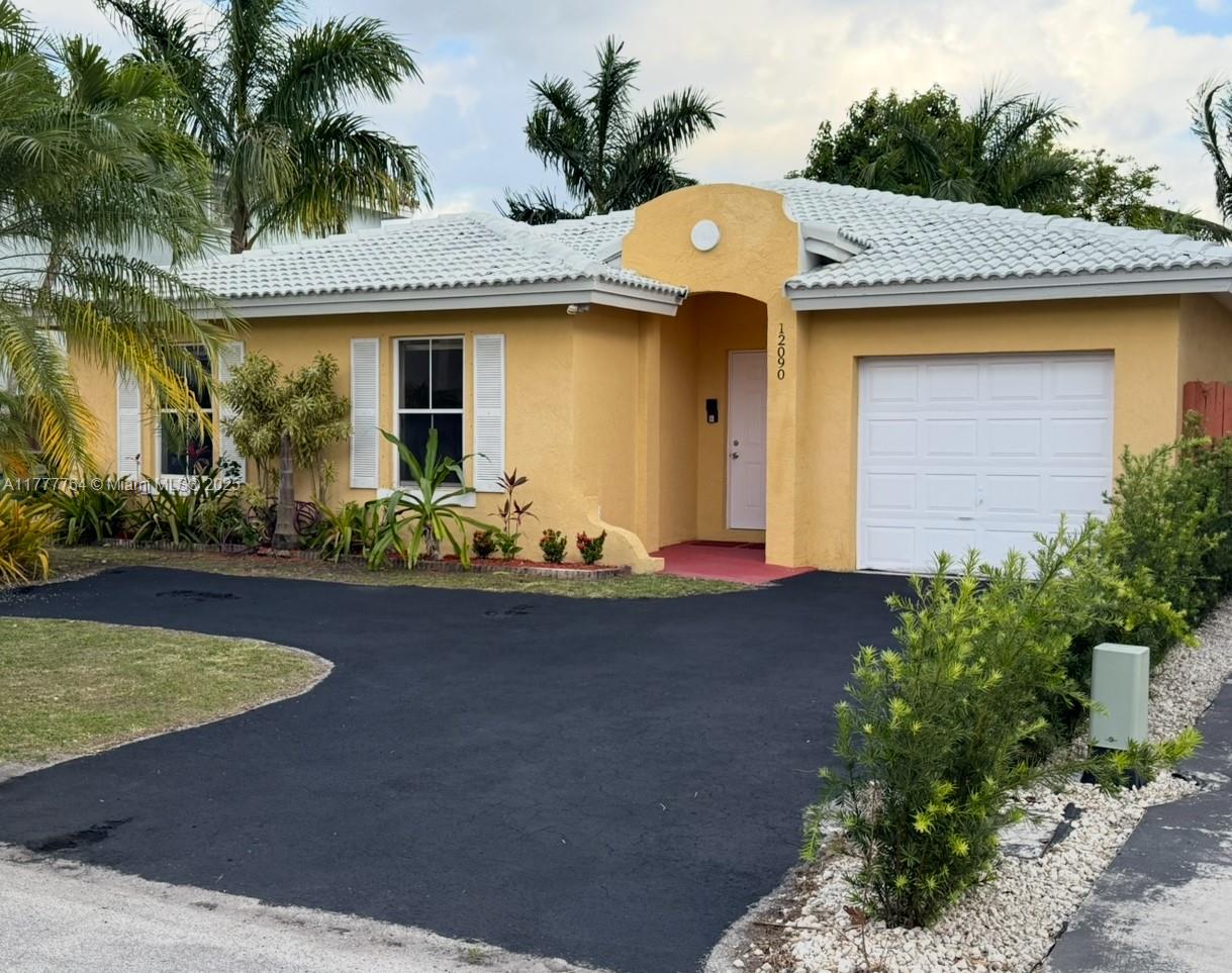 12090 SW 250th Ter, Homestead FL 33032