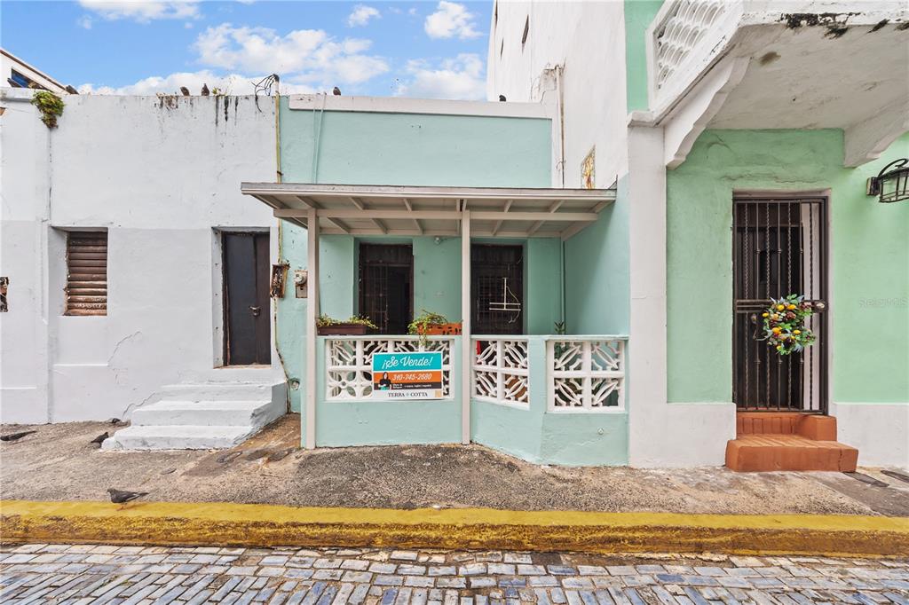 303 CALLE SAN SEBASTIAN