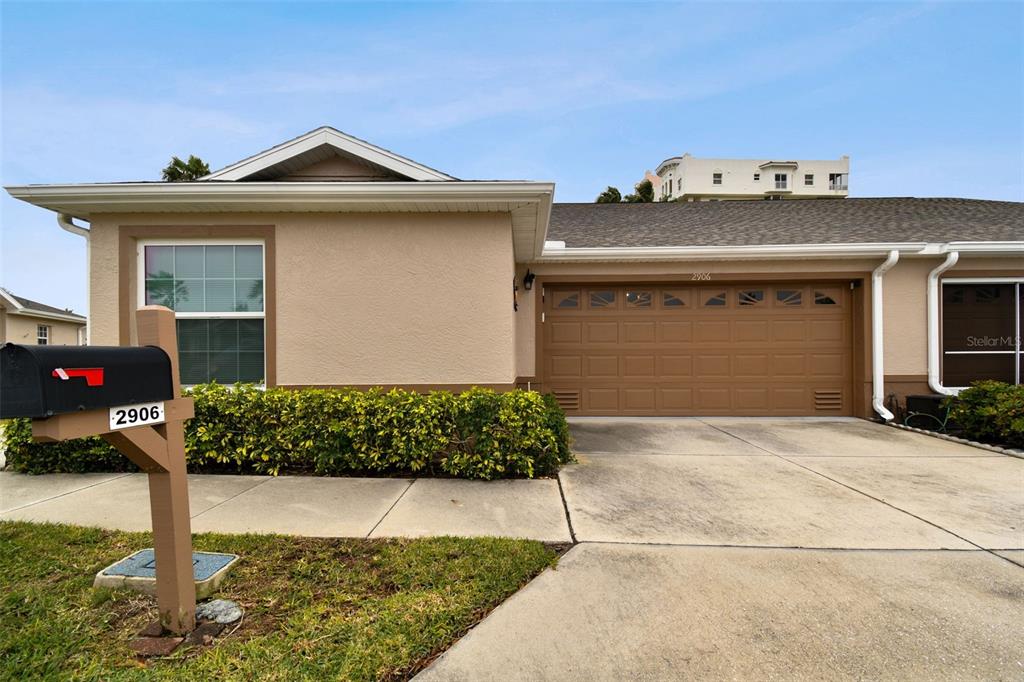 2906 CAPTAINS COURT