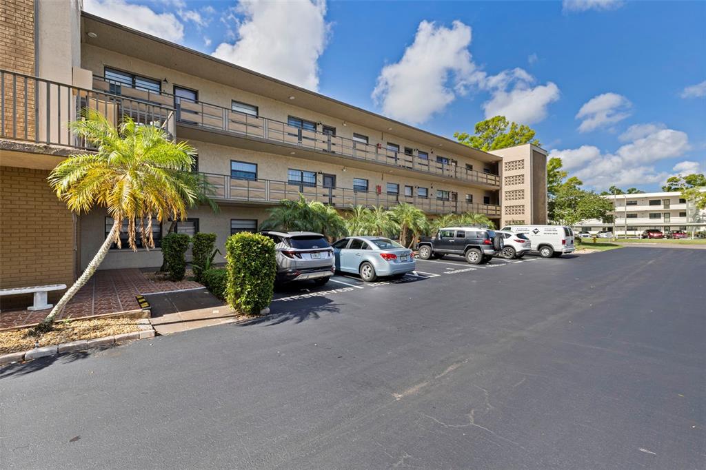 5975 TERRACE PARK DRIVE N UNIT 204