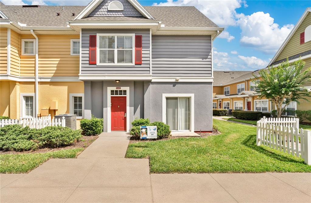 4600 YELLOWGOLD ROAD W UNIT 102