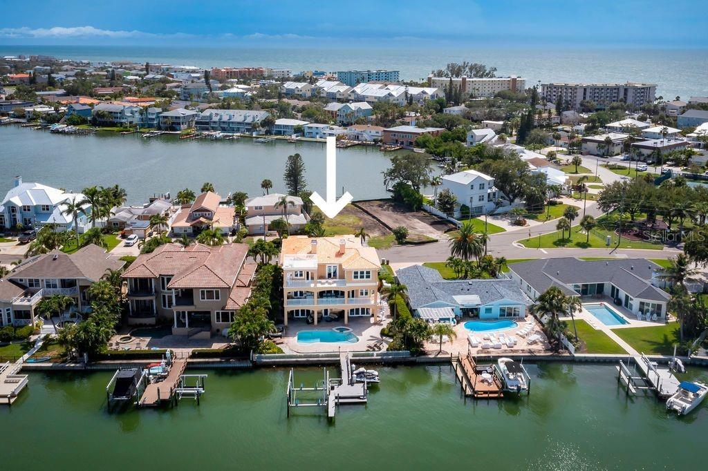 306 HARBOR DRIVE, INDIAN ROCKS BEACH, FL — photo 2 of 30