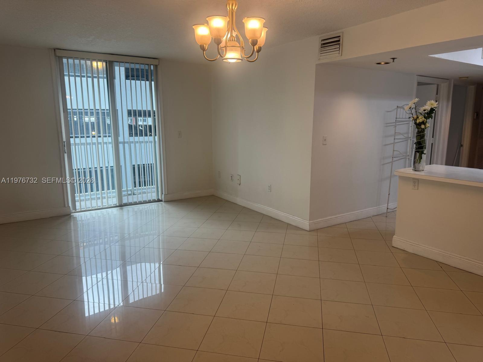 104 SW 9th St # 1403, Miami FL 33130