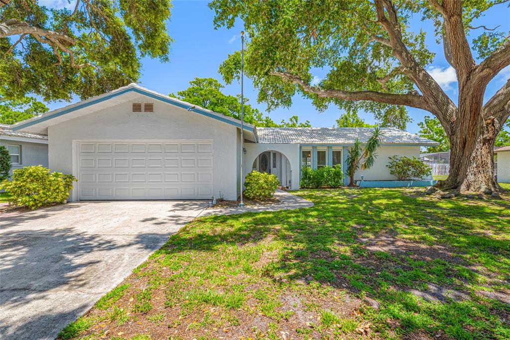 1211 STONY BROOK LANE