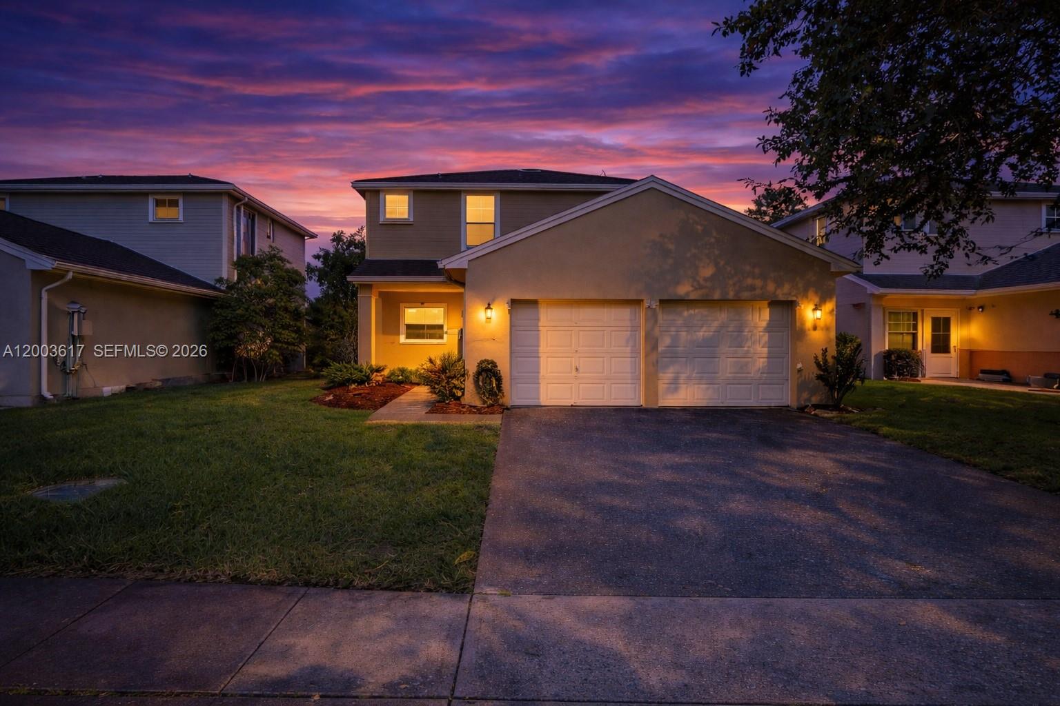 245 NW 207th Ter, Pembroke Pines FL 33029