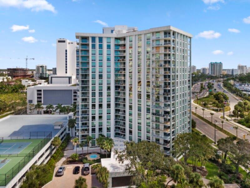 1111 N GULFSTREAM AVENUE UNIT 5B