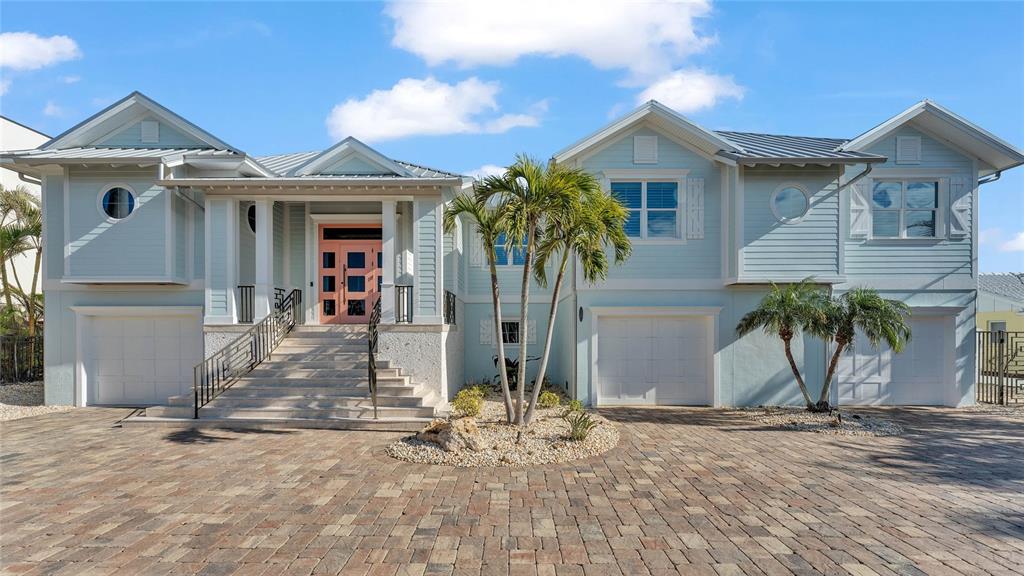 635 KEY ROYALE DRIVE, HOLMES BEACH, FL — photo 2 of 30