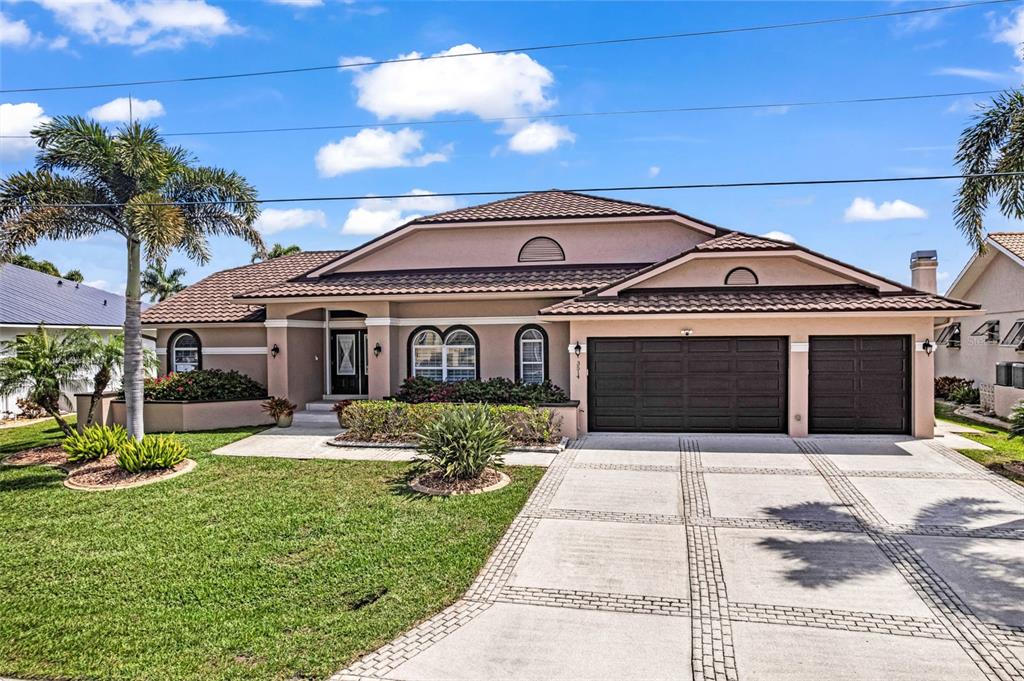 3514 CAYA LARGO COURT