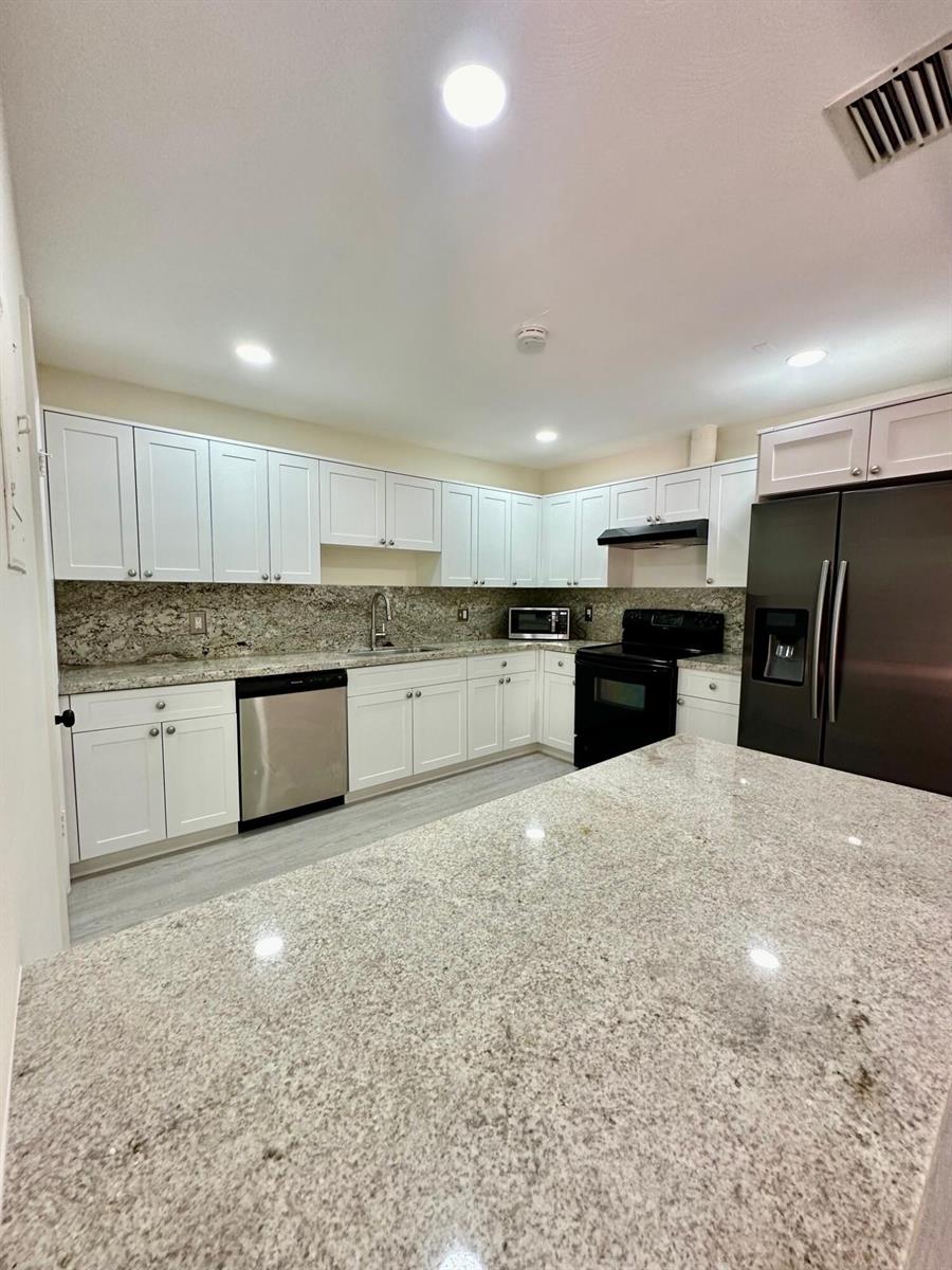8076 Ambach Way, Hypoluxo FL 33462