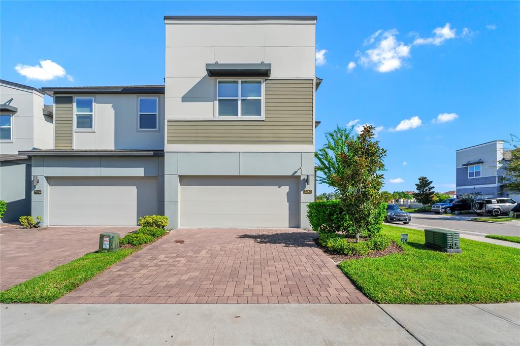 2380 SHADOWLAND LOOP