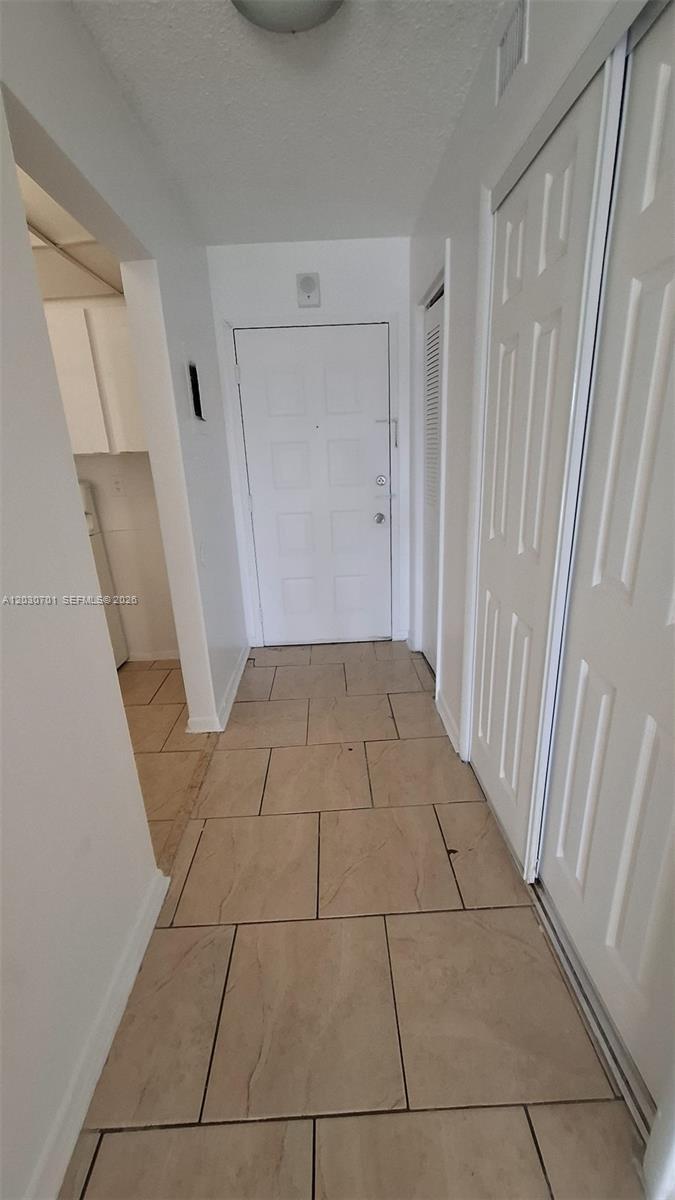 6950 Miami Gardens Dr # 304, Hialeah FL 33015