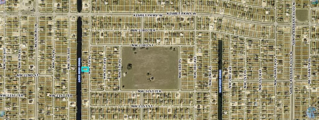This is a map showing a residential neighborhood with a highlighted property lot — 2204 NW 6TH PLACE, CAPE CORAL, FL