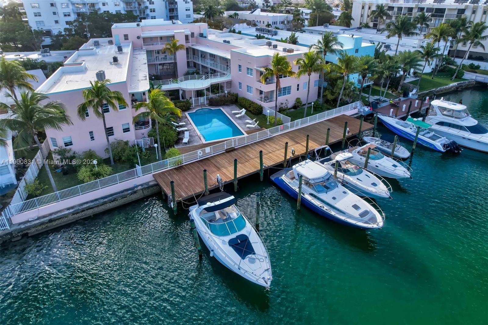 6881 Bay Dr # 7, Miami Beach FL 33141