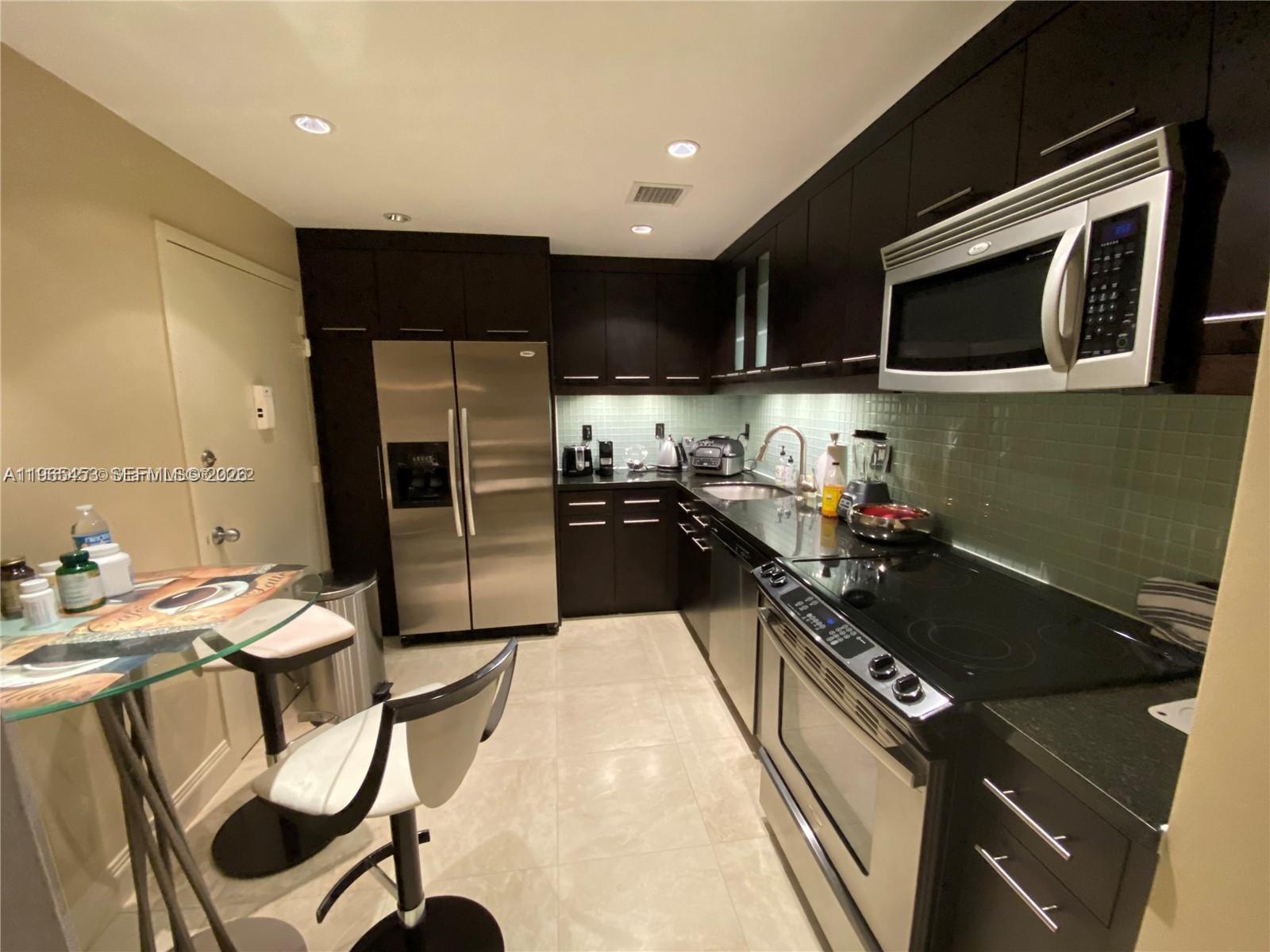 2030 S Ocean Dr # 1404, Hallandale Beach FL 33009
