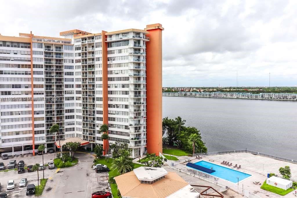 1351 NE Miami Gardens Dr # 1001E, Miami FL 33179